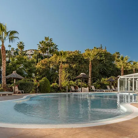 Aloha Hills Club Pools Gym Apartment Marbella