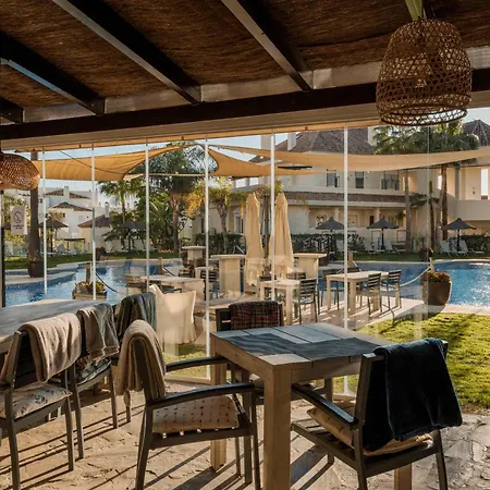 Apartment Aloha Hills Club Pools Gym *