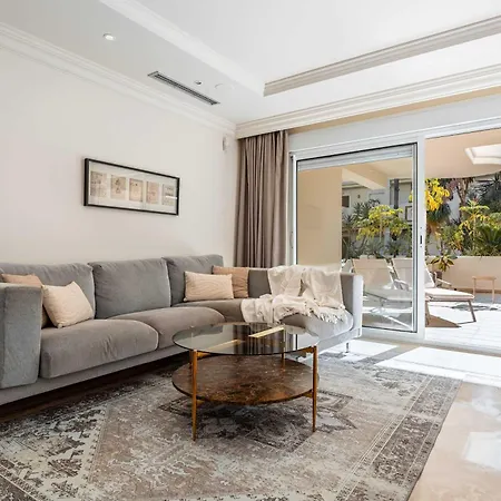Aloha Hills Club Pools Gym Apartment Marbella